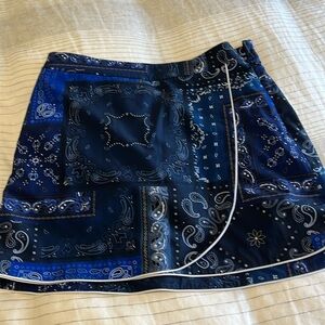 Gfore navy paisley small golf skirt